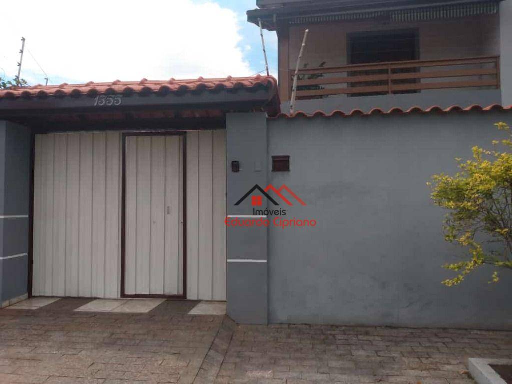 Sobrado à venda com 3 quartos, 262m² - Foto 3