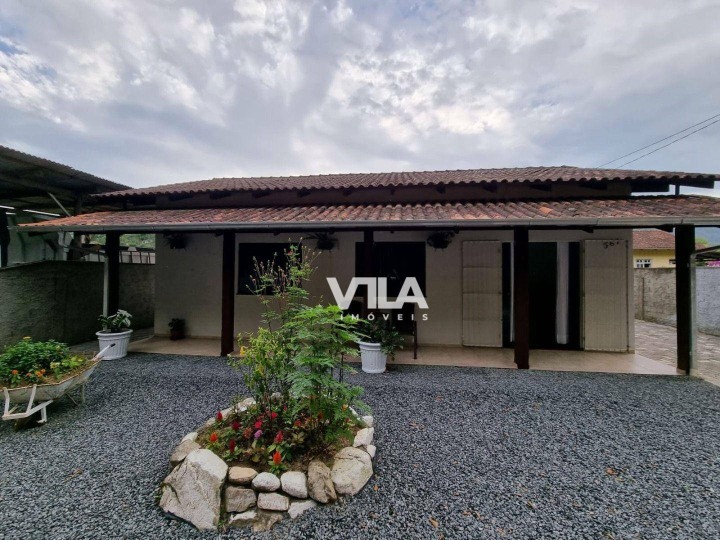 Casa à venda com 3 quartos, 120m² - Foto 4