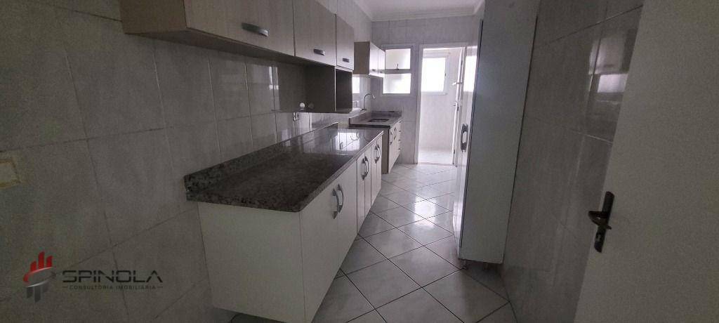 Apartamento à venda com 3 quartos, 104m² - Foto 2