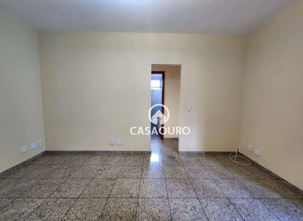 Apartamento à venda com 2 quartos, 72m² - Foto 4