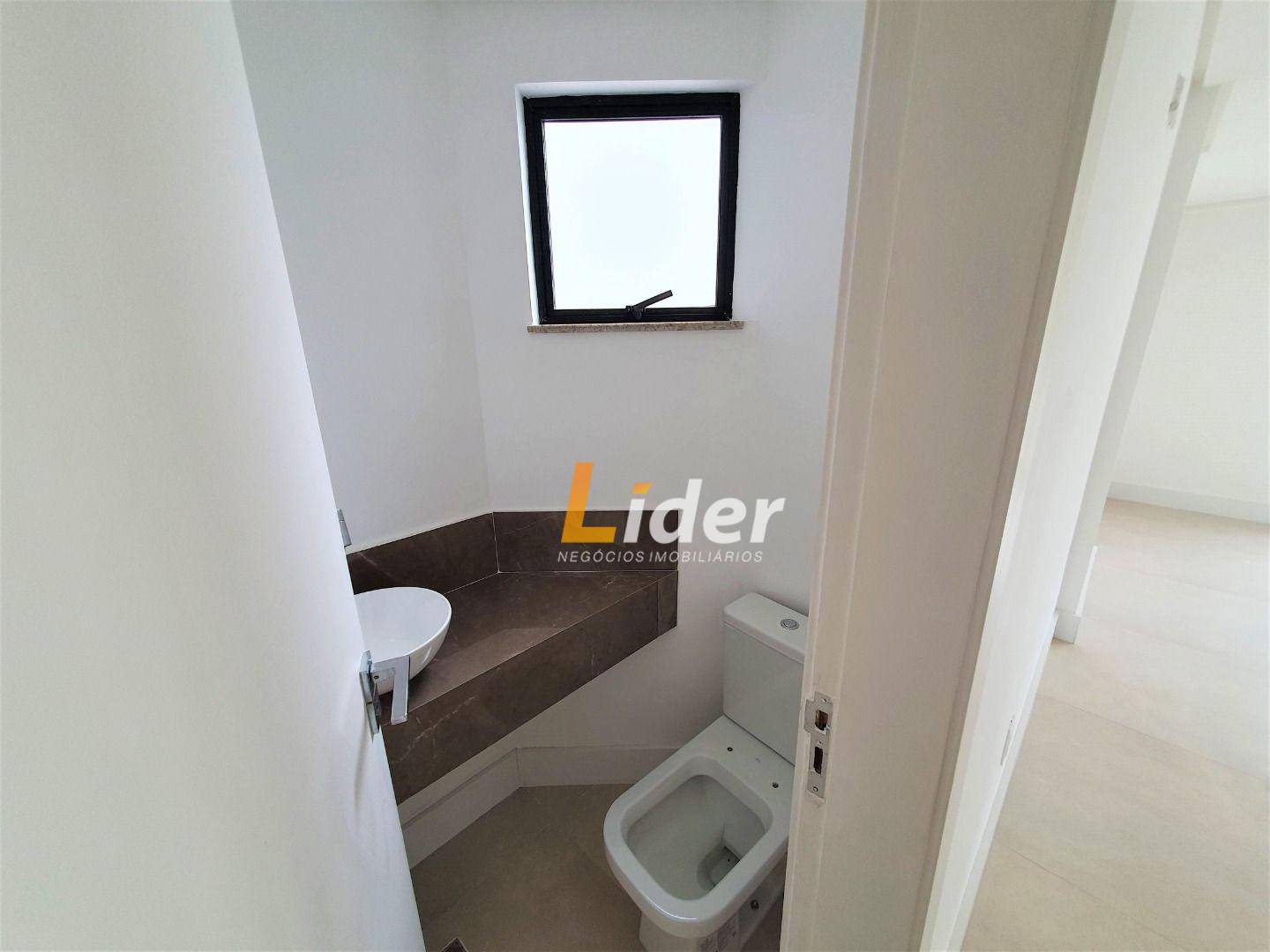 Apartamento à venda com 4 quartos, 170m² - Foto 4