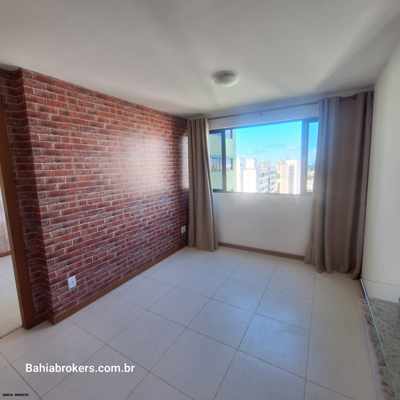 Apartamento para alugar com 1 quarto, 40m² - Foto 4