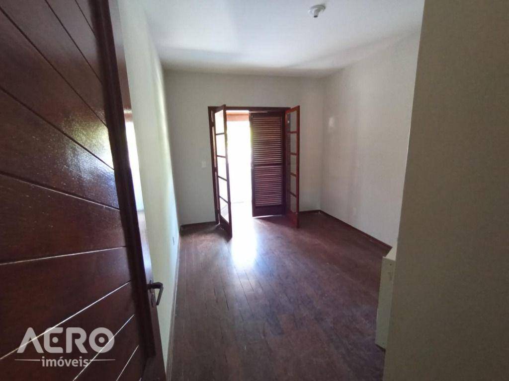 Casa à venda com 4 quartos, 189m² - Foto 23
