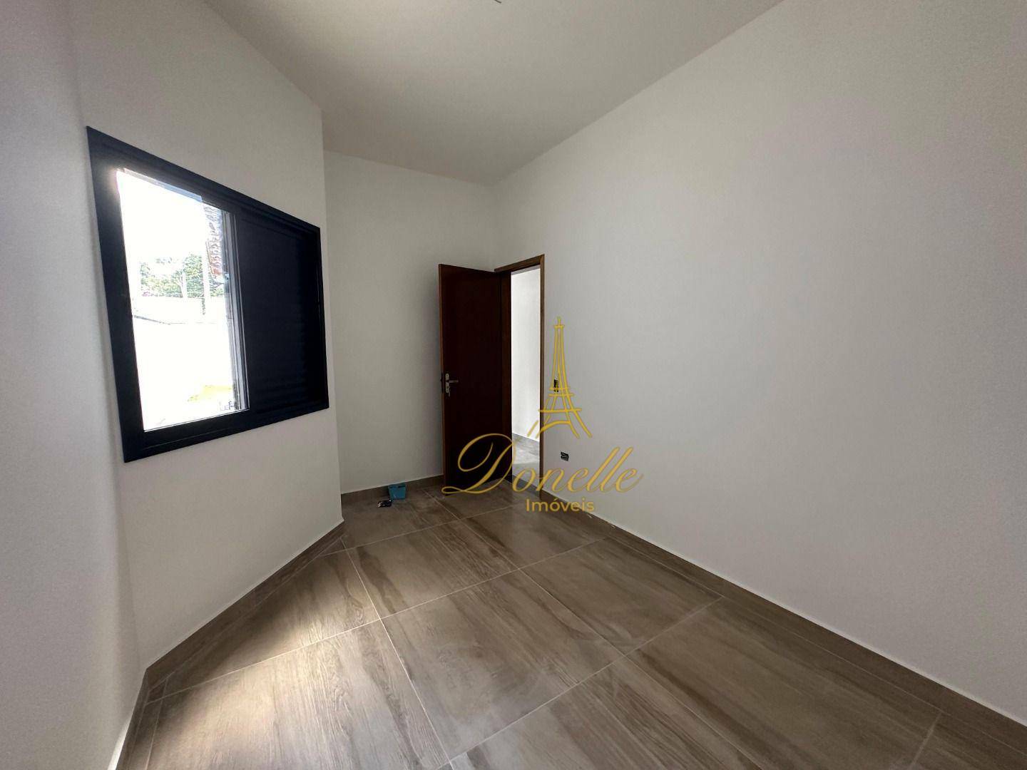 Casa à venda com 2 quartos, 70m² - Foto 16