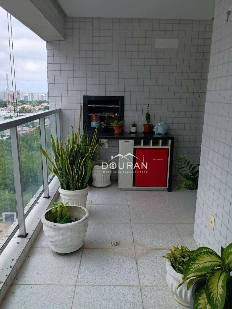 Apartamento à venda com 3 quartos, 98m² - Foto 11