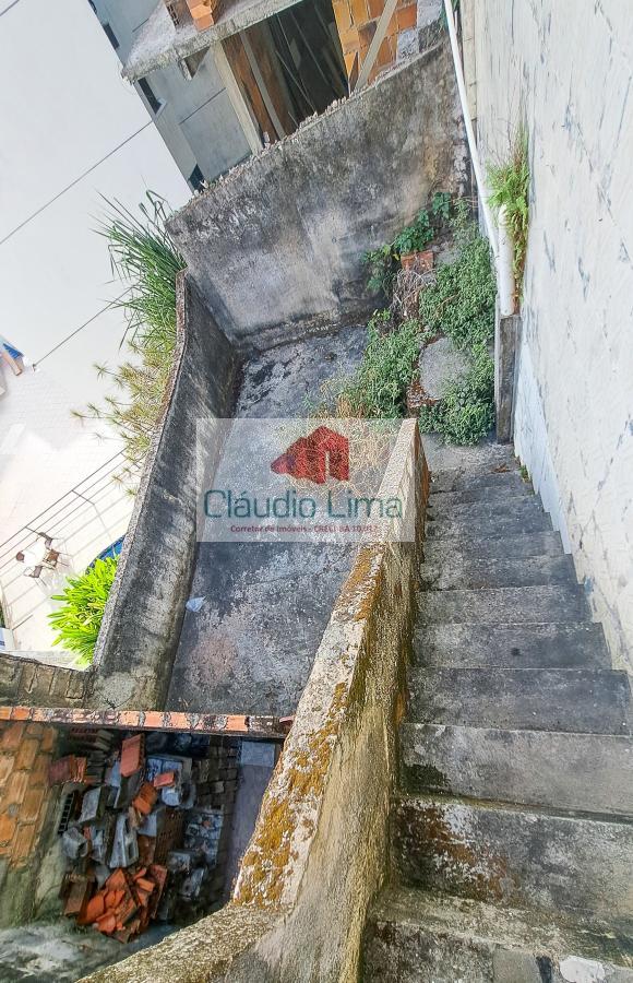 Casa à venda com 2 quartos, 60m² - Foto 13