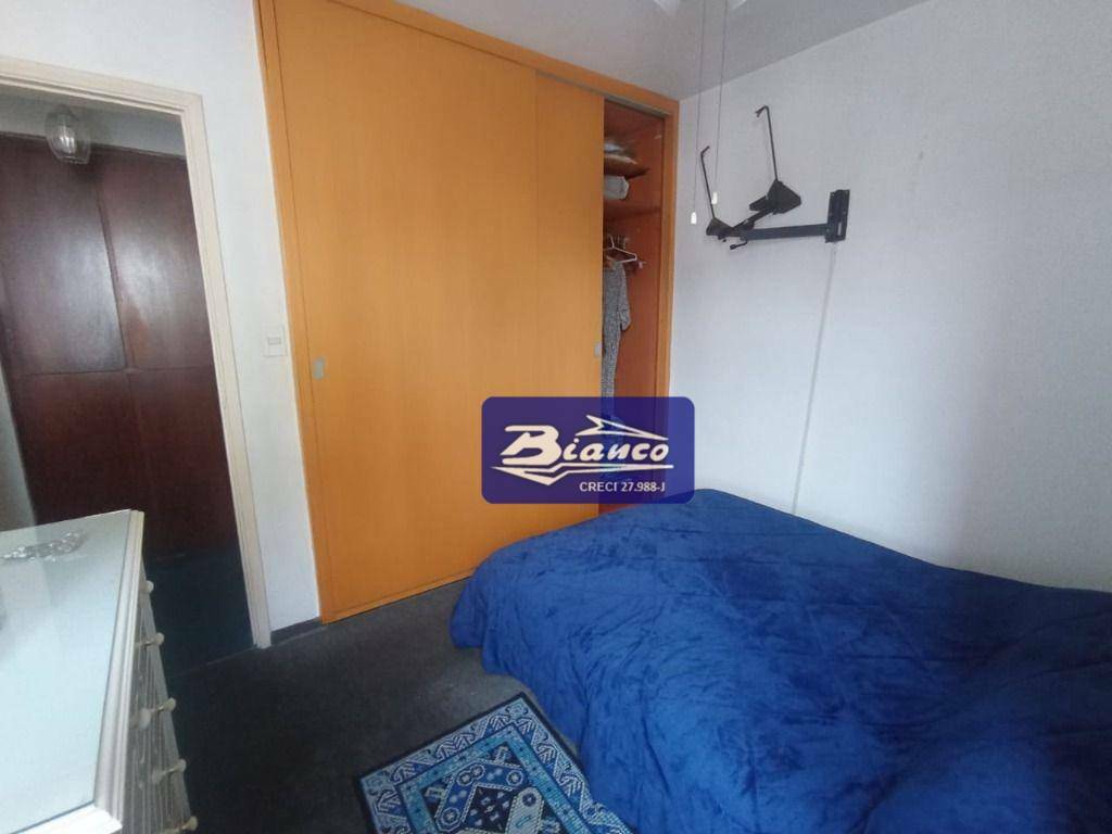 Apartamento à venda com 2 quartos, 78m² - Foto 3