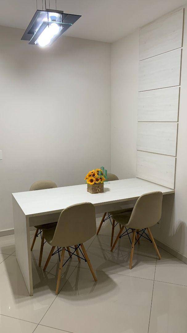 Apartamento à venda com 2 quartos, 67m² - Foto 11