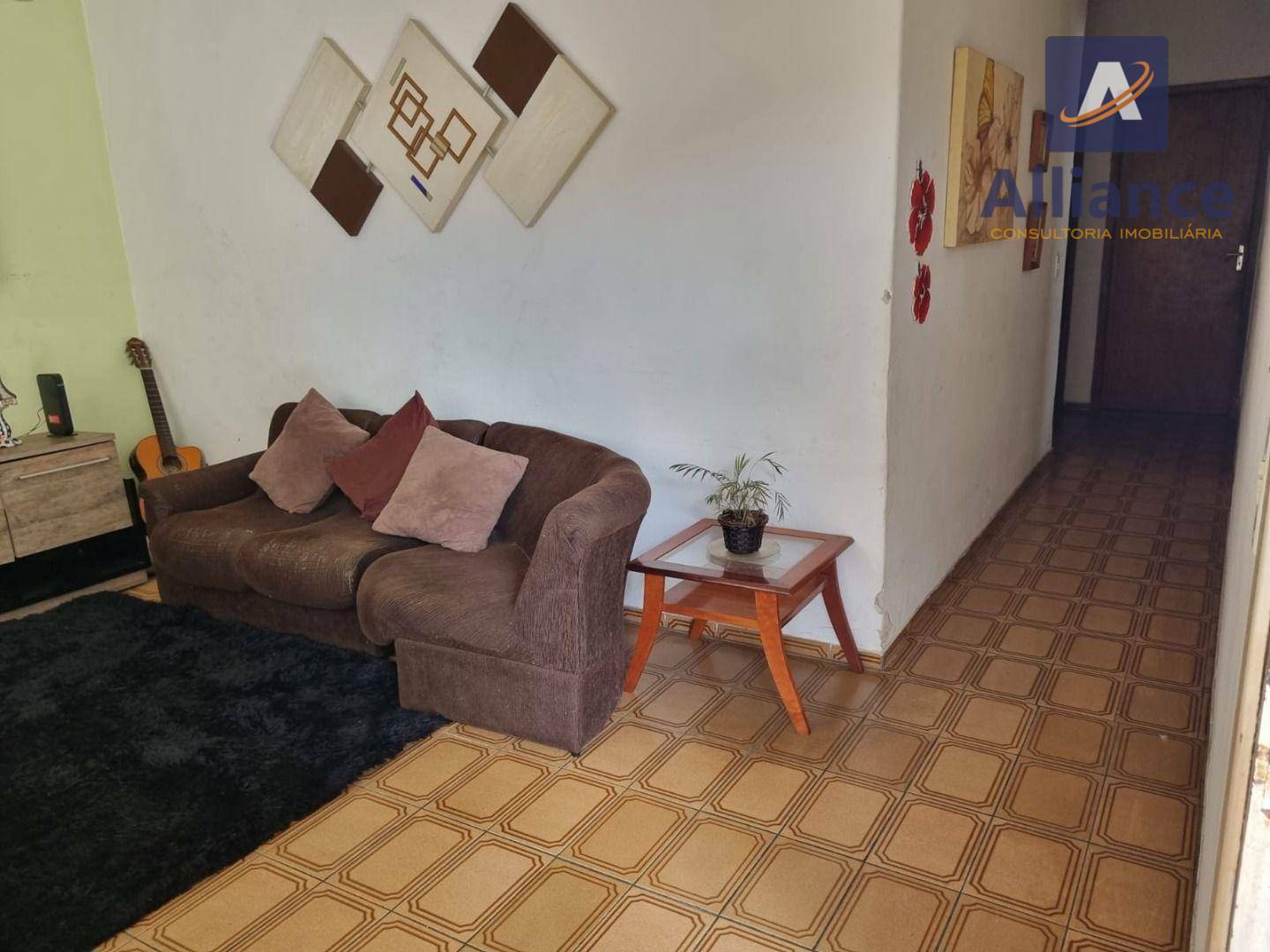 Casa à venda com 6 quartos, 300m² - Foto 32