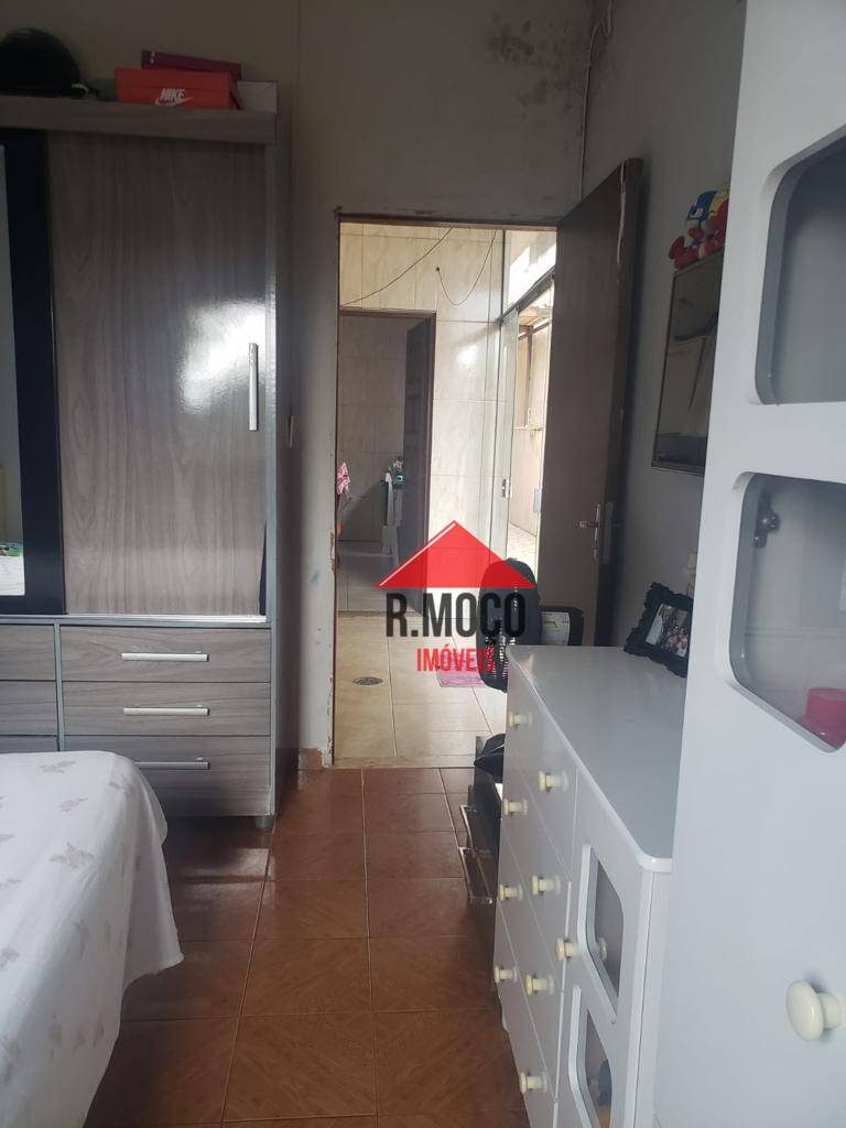 Casa à venda com 2 quartos, 160m² - Foto 11