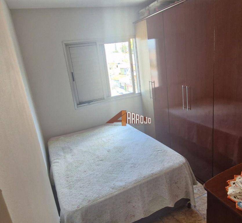 Apartamento à venda com 2 quartos, 55m² - Foto 15