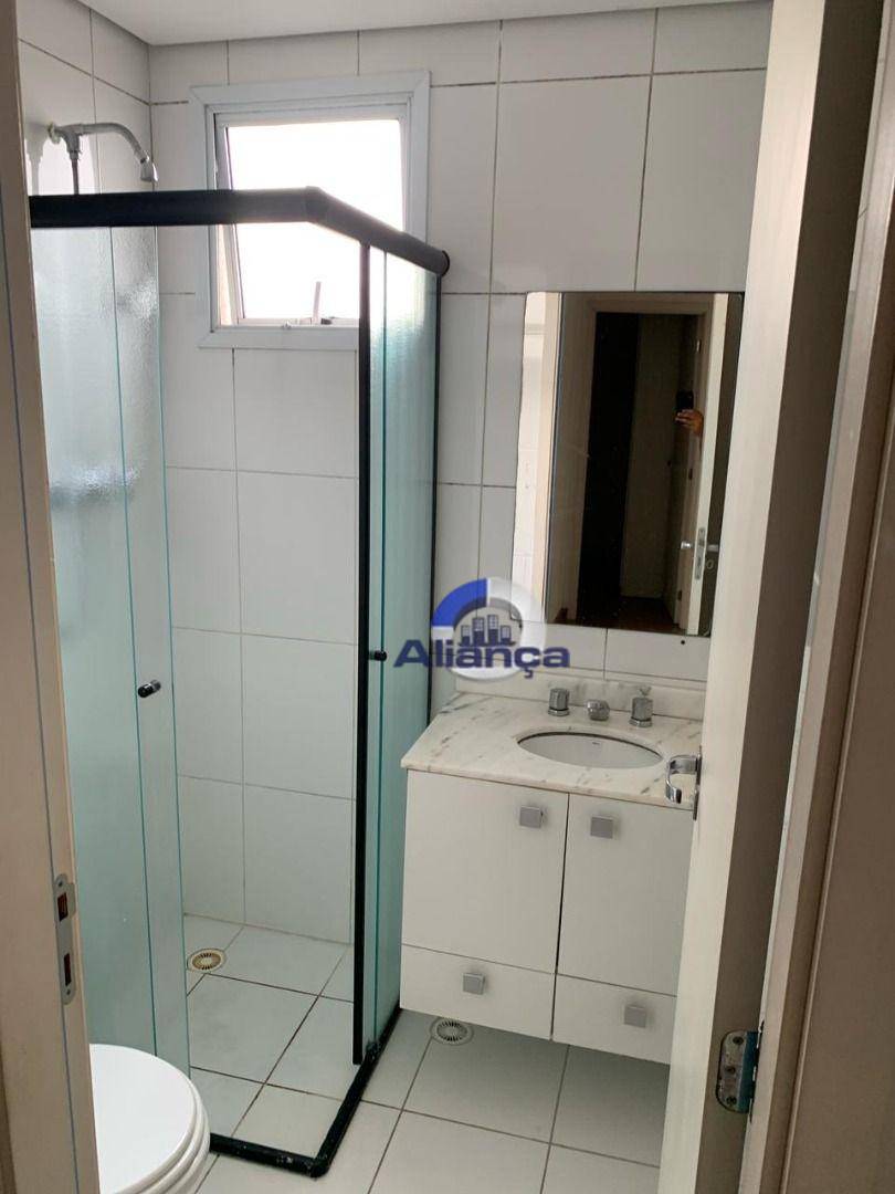 Apartamento para alugar com 3 quartos, 77m² - Foto 24