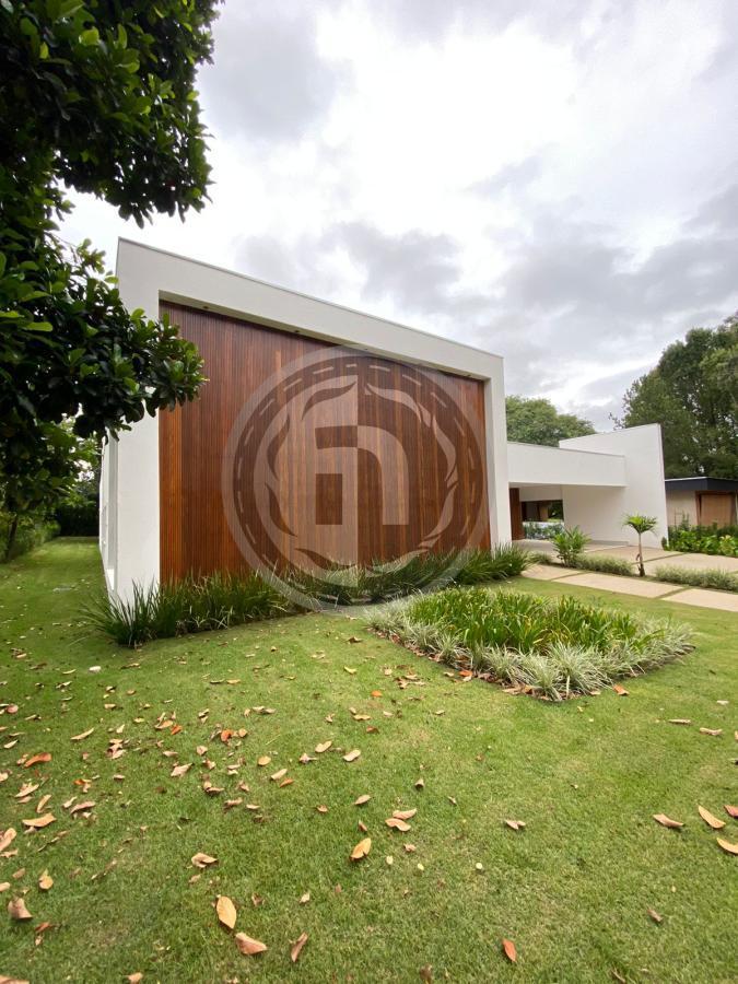 Casa de Condomínio à venda com 4 quartos, 480m² - Foto 1