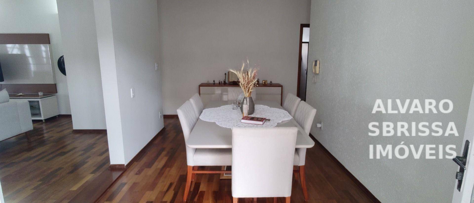 Casa à venda com 3 quartos, 255m² - Foto 7