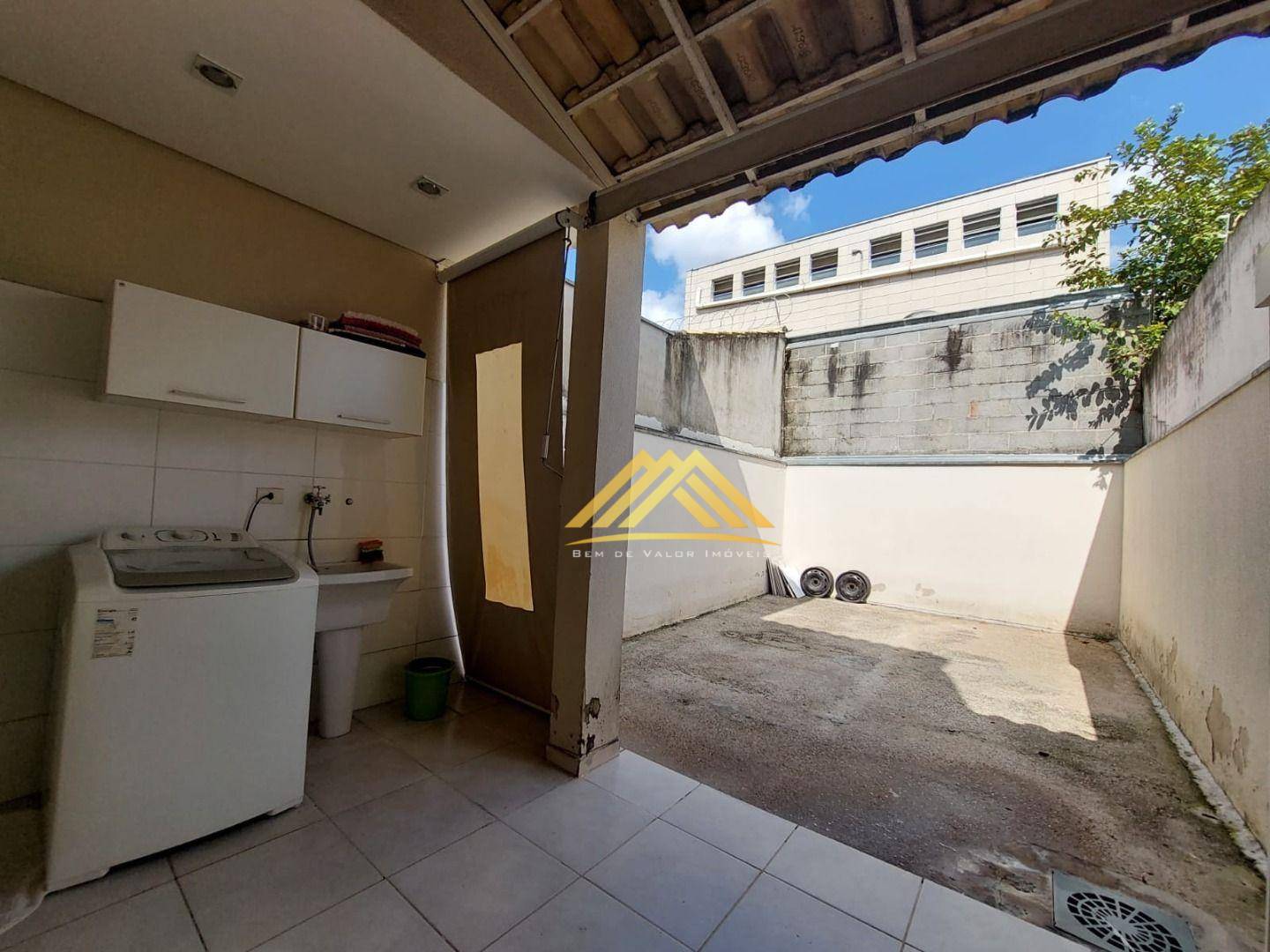 Casa à venda com 2 quartos, 80m² - Foto 15