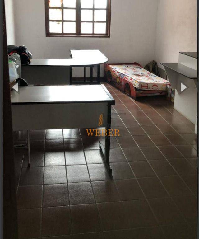 Casa à venda com 2 quartos, 88m² - Foto 8