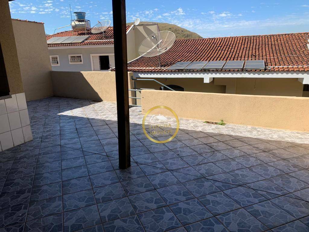 Casa à venda e aluguel com 3 quartos, 520m² - Foto 3