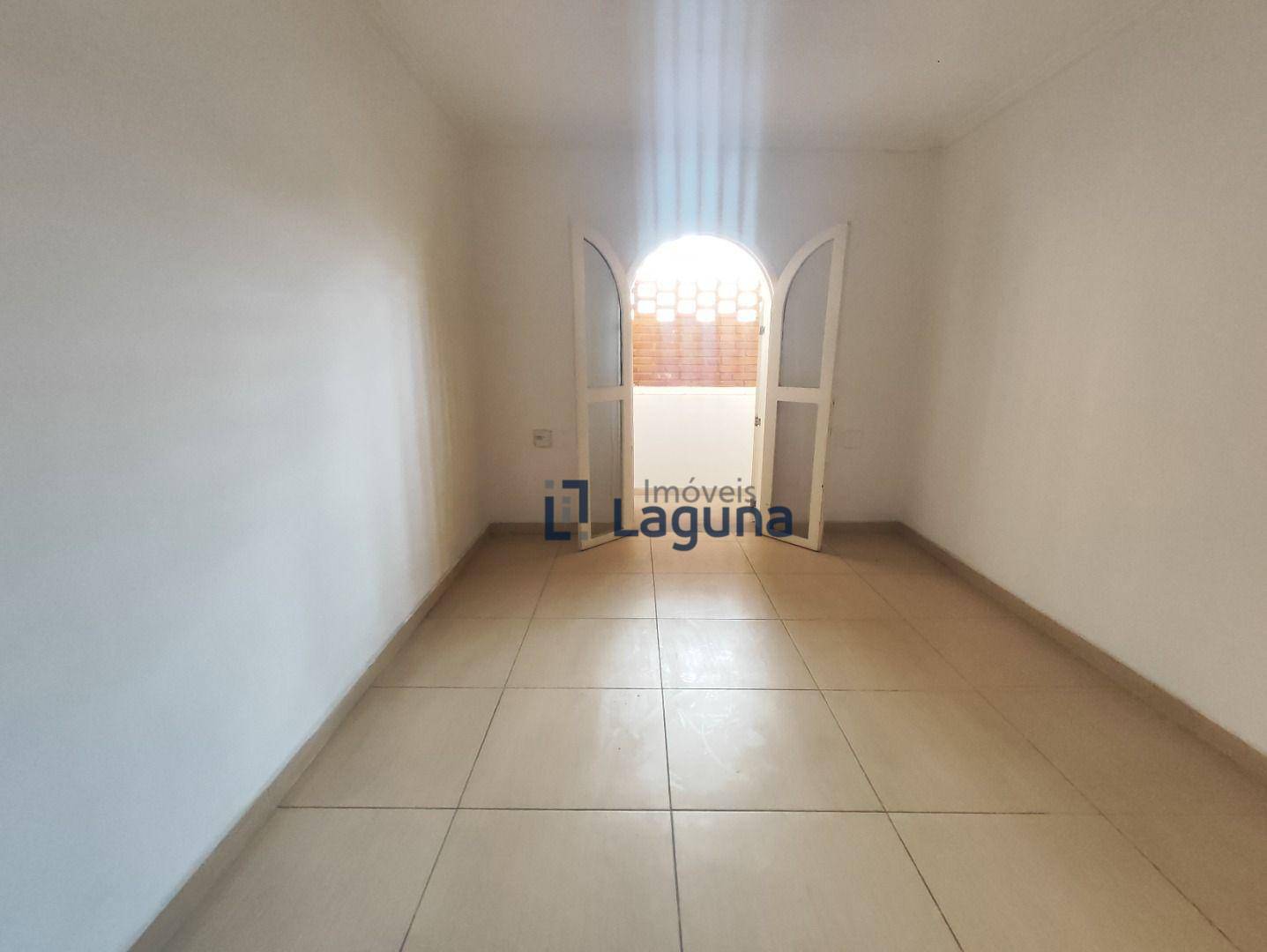 Casa à venda com 6 quartos, 477m² - Foto 18