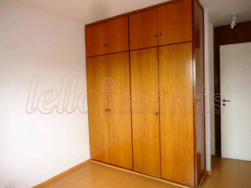 Apartamento para alugar com 3 quartos, 130m² - Foto 11