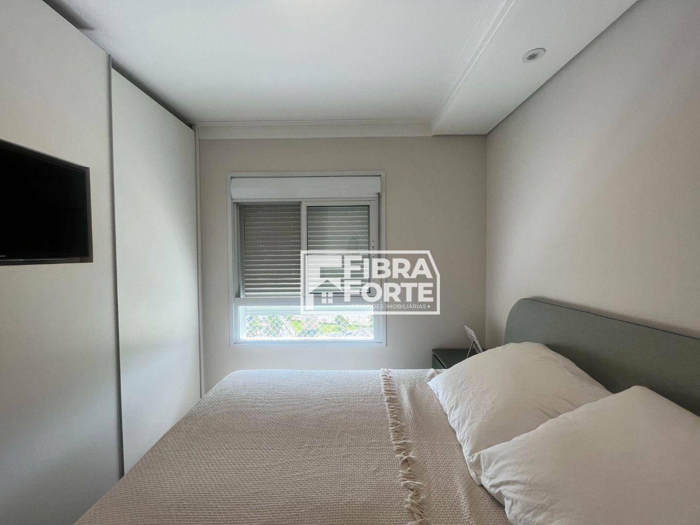 Apartamento à venda com 3 quartos, 137m² - Foto 34