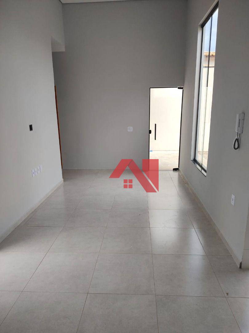 Casa à venda com 2 quartos, 70m² - Foto 18