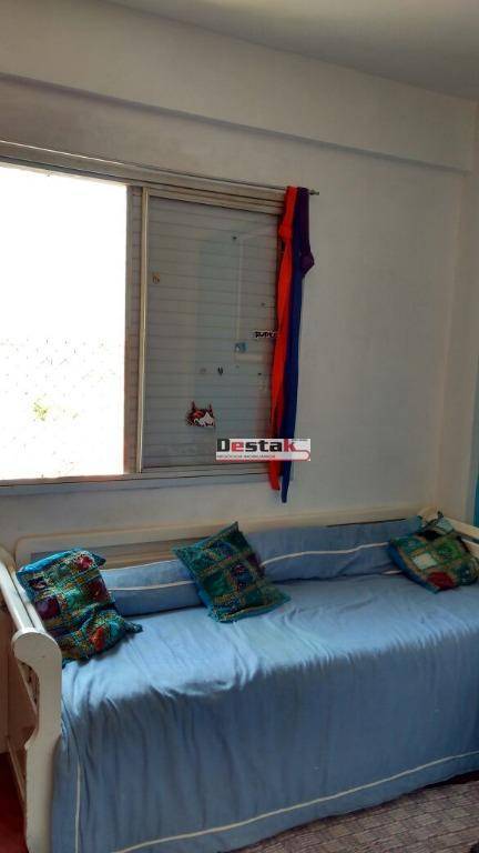 Apartamento à venda com 2 quartos, 56m² - Foto 13