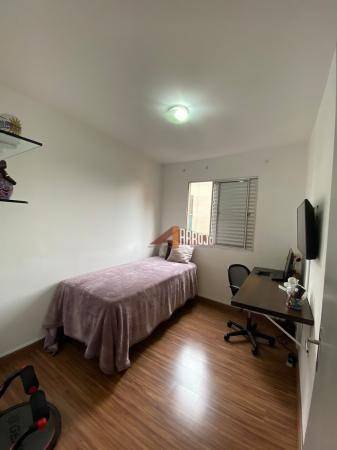 Apartamento à venda com 3 quartos, 47m² - Foto 5