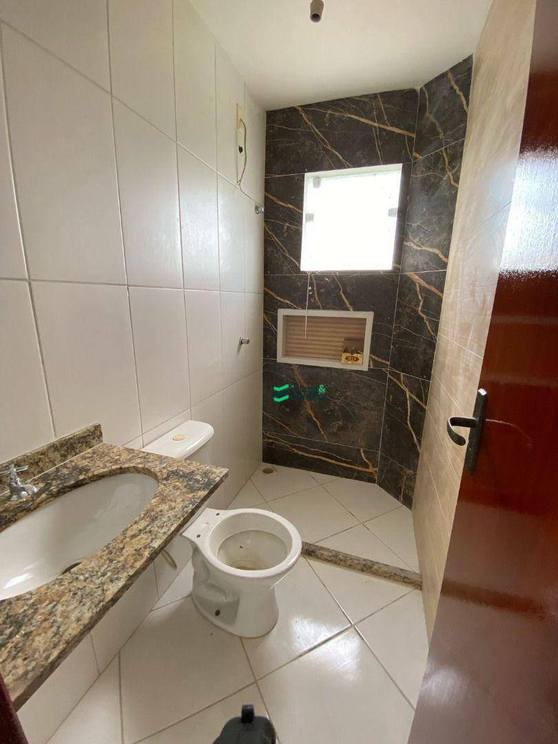 Apartamento à venda com 2 quartos, 79m² - Foto 4