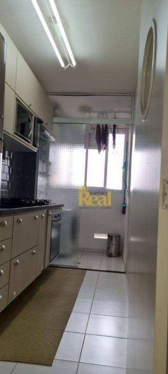 Apartamento à venda com 3 quartos, 65m² - Foto 1