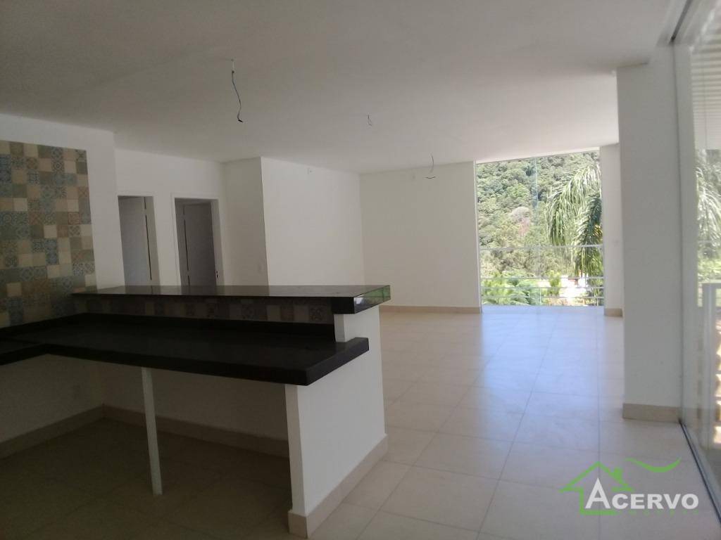 Casa de Condomínio à venda com 2 quartos, 175m² - Foto 9