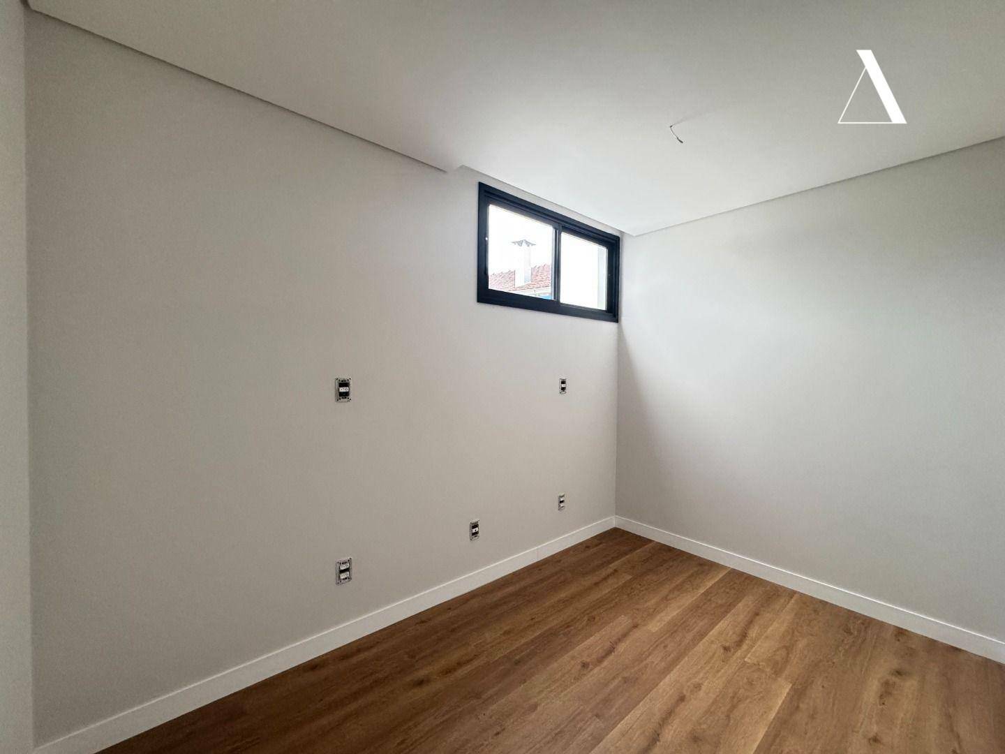 Casa à venda com 3 quartos, 195m² - Foto 12