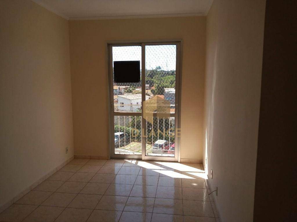 Apartamento à venda com 3 quartos, 65m² - Foto 1