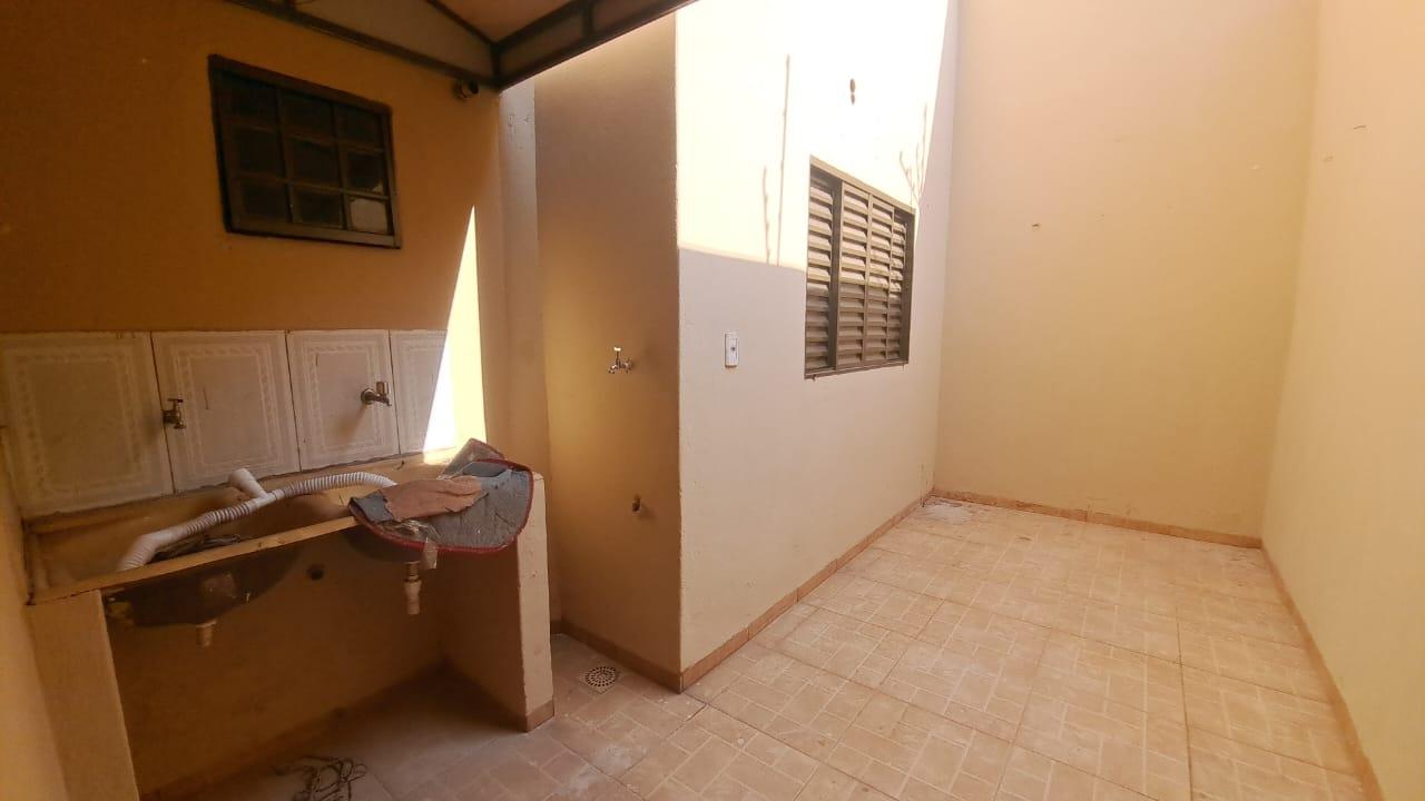 Casa para alugar com 3 quartos - Foto 9