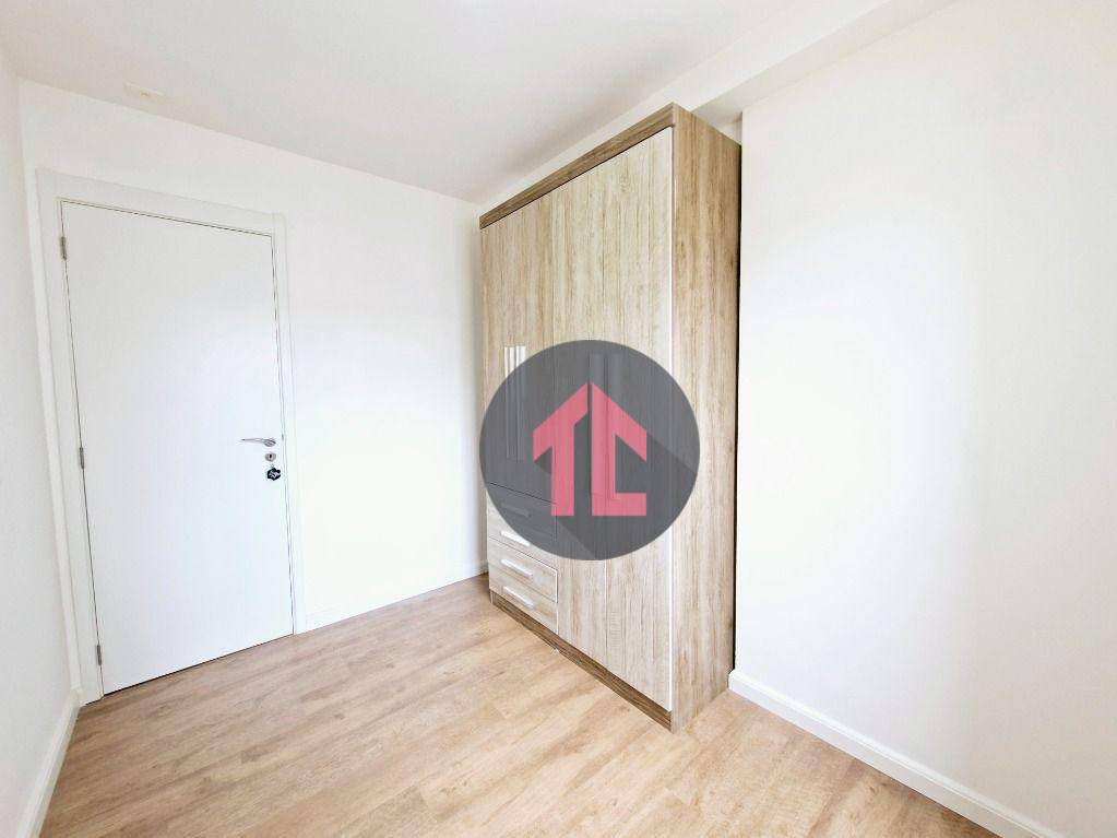 Apartamento para alugar com 3 quartos, 75m² - Foto 17