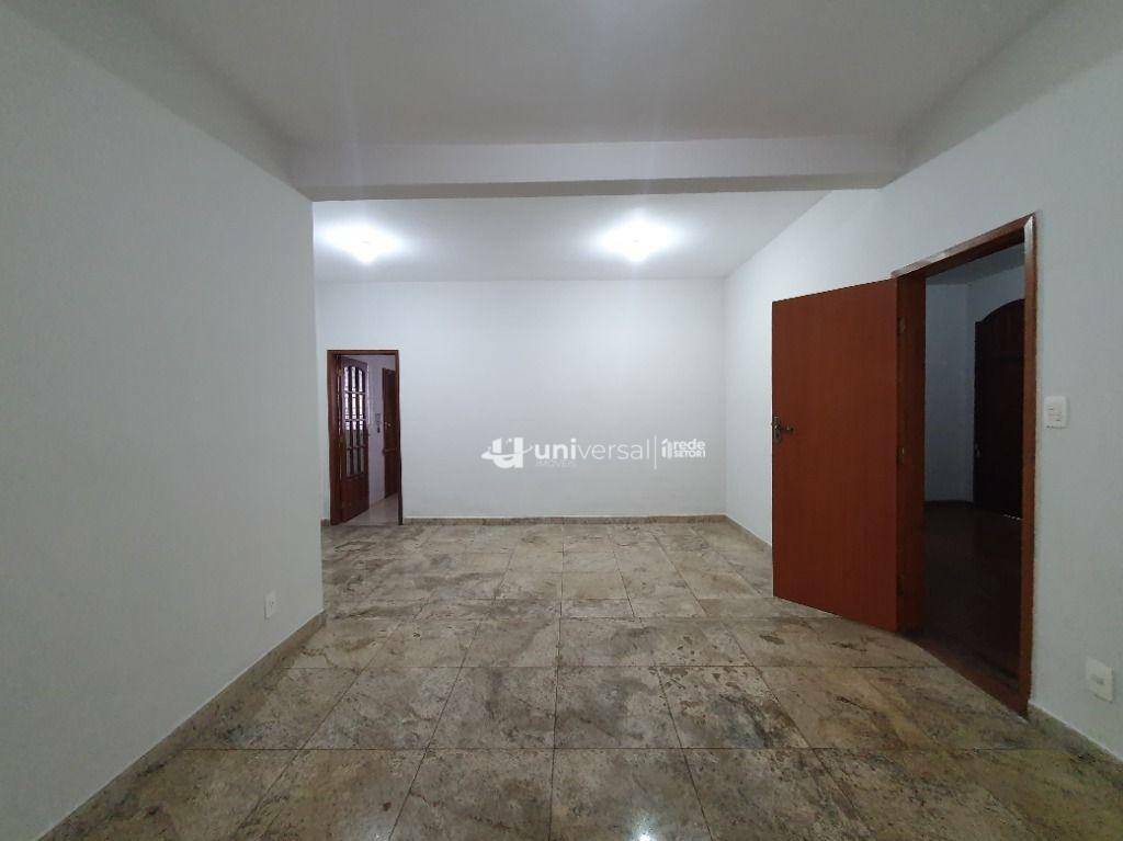 Casa de Condomínio para alugar com 4 quartos, 170m² - Foto 30