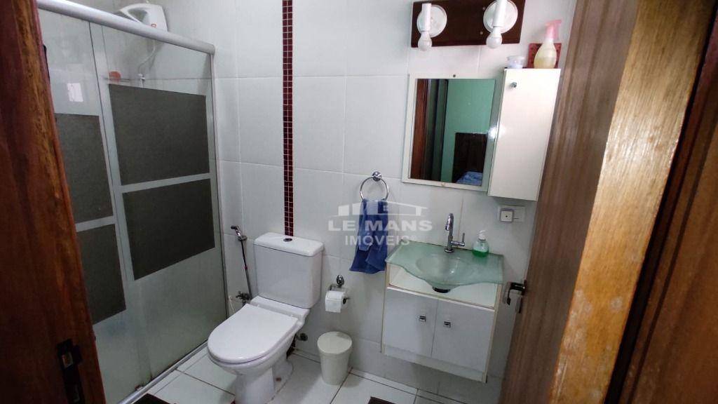 Casa à venda com 3 quartos, 120m² - Foto 18