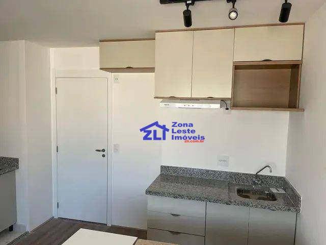 Apartamento à venda com 2 quartos, 38m² - Foto 16