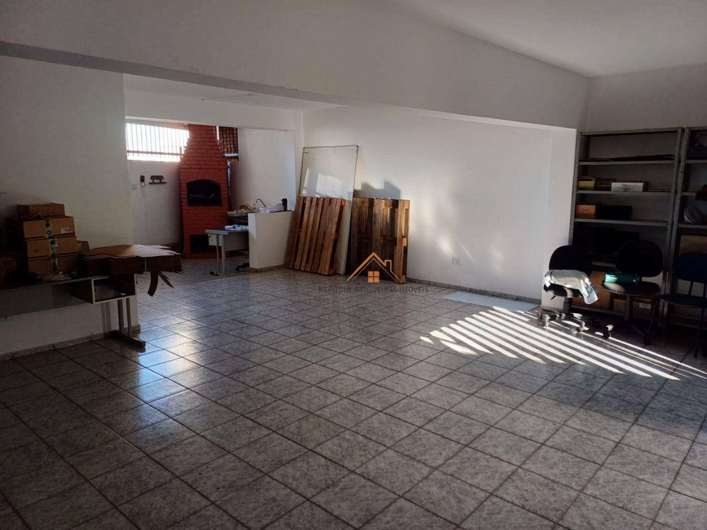 Sobrado à venda com 4 quartos, 200m² - Foto 6