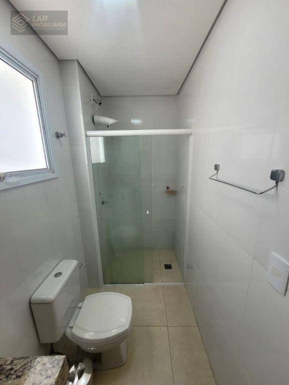 Apartamento para alugar com 2 quartos, 77m² - Foto 9