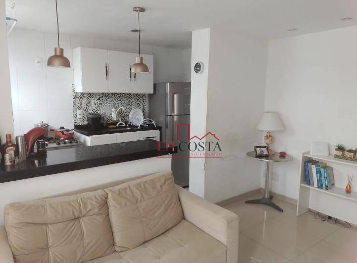 Apartamento à venda com 2 quartos, 60m² - Foto 2