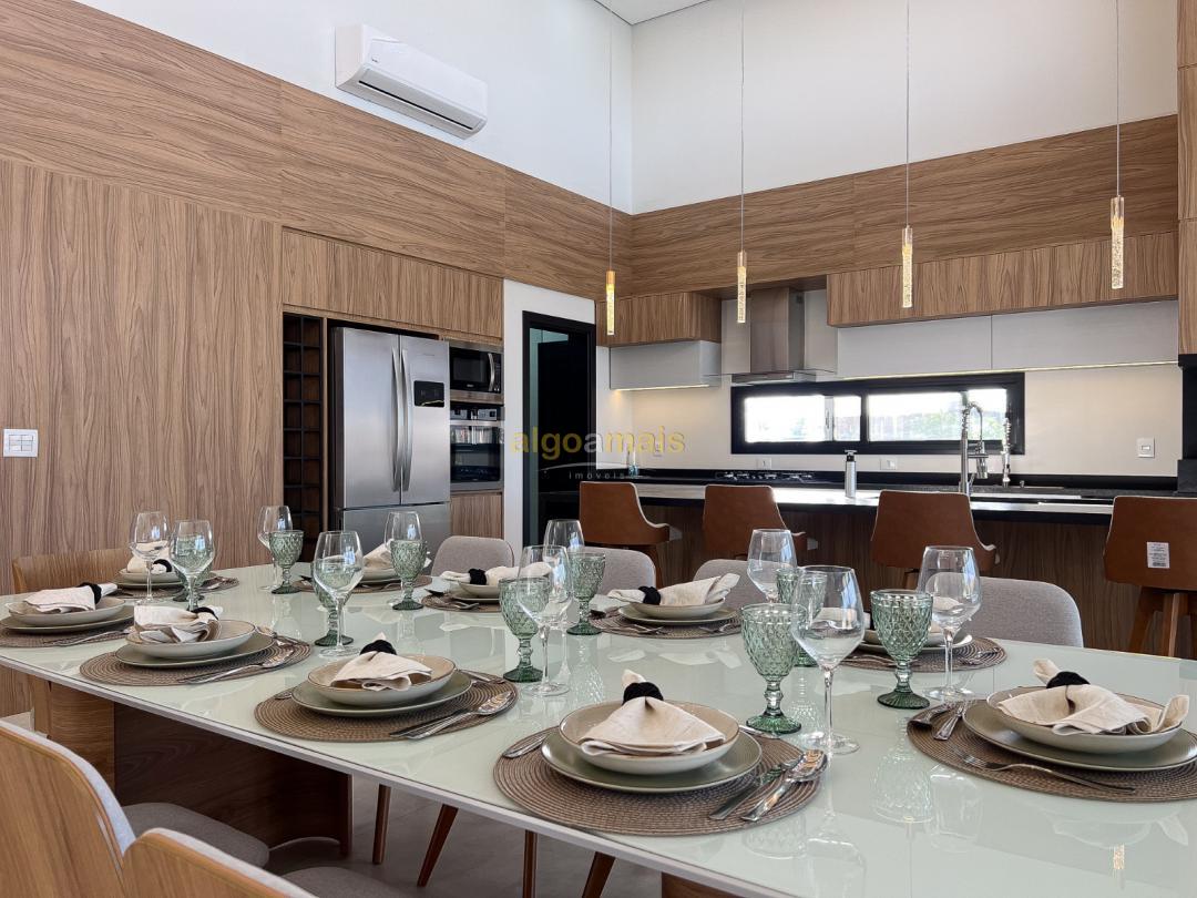 Casa de Condomínio à venda com 4 quartos, 268m² - Foto 24