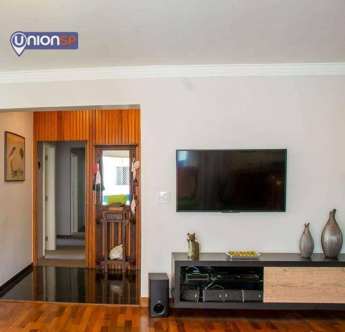 Apartamento à venda com 3 quartos, 199m² - Foto 2