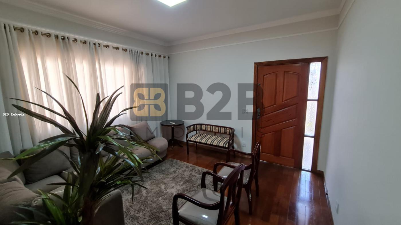 Casa à venda com 3 quartos, 270m² - Foto 6