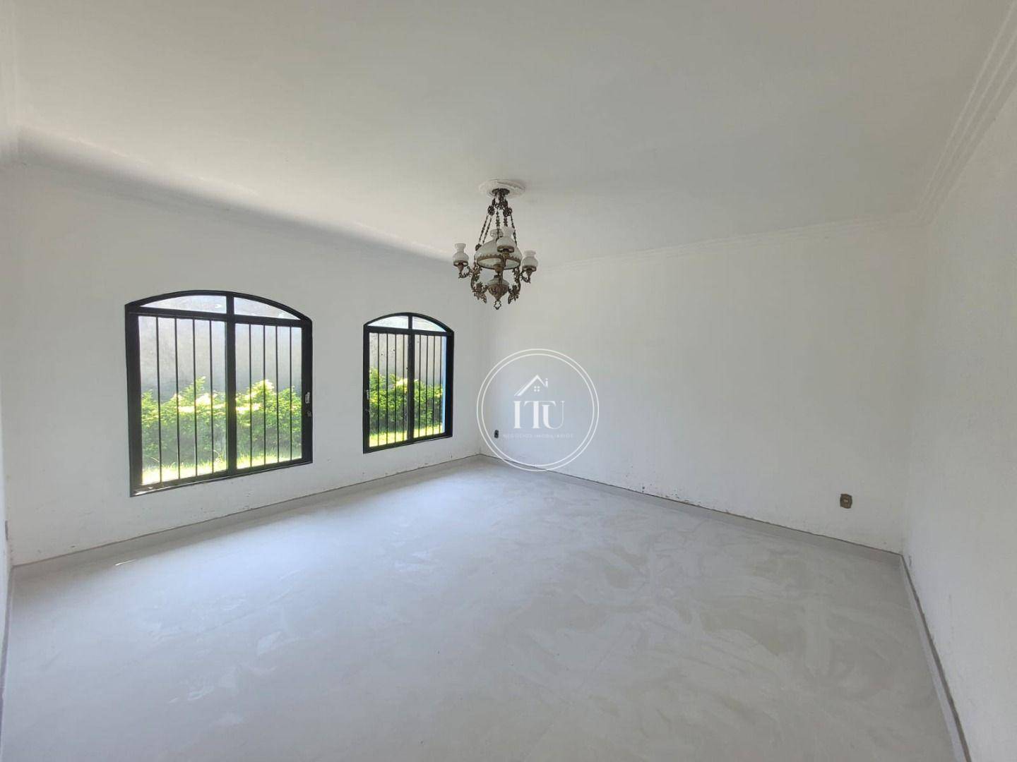 Casa, 3 quartos, 296 m² - Foto 2