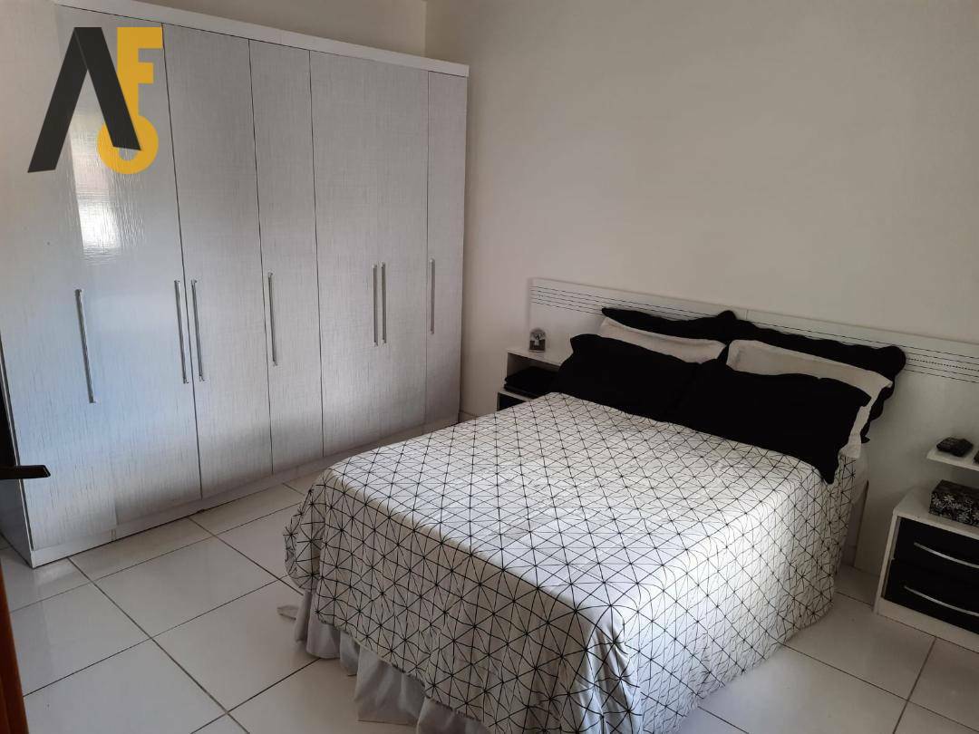 Casa à venda com 3 quartos, 205m² - Foto 16