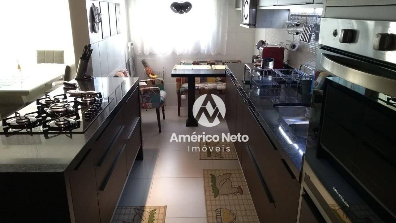 Apartamento à venda com 3 quartos, 182m² - Foto 26