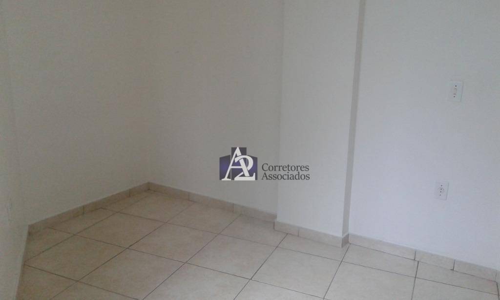 Apartamento à venda com 2 quartos, 64m² - Foto 19