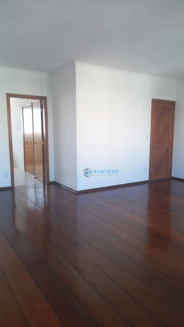 Apartamento para alugar com 4 quartos, 165m² - Foto 2