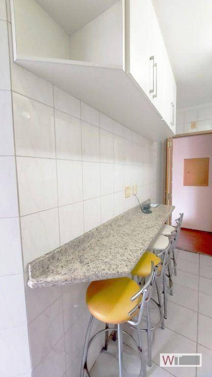 Apartamento para alugar com 3 quartos, 75m² - Foto 15