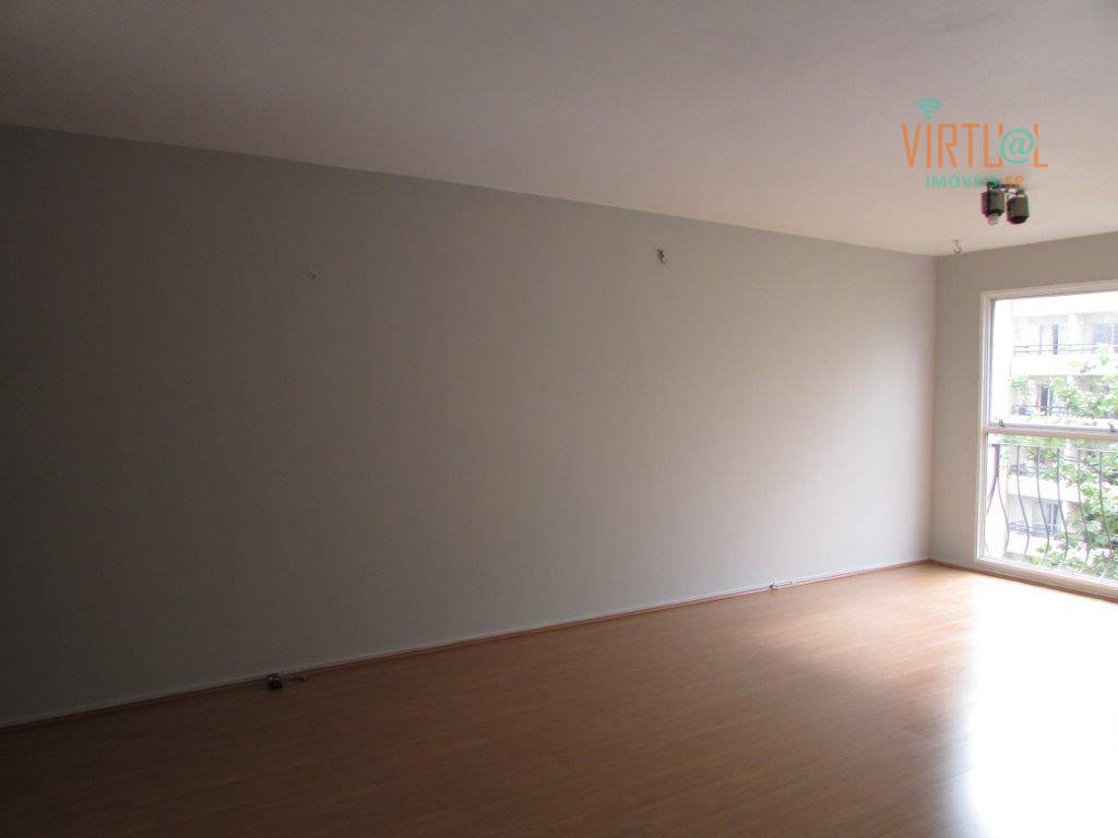 Apartamento à venda com 2 quartos, 78m² - Foto 3